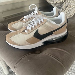 Nike Air Max Pre-Day